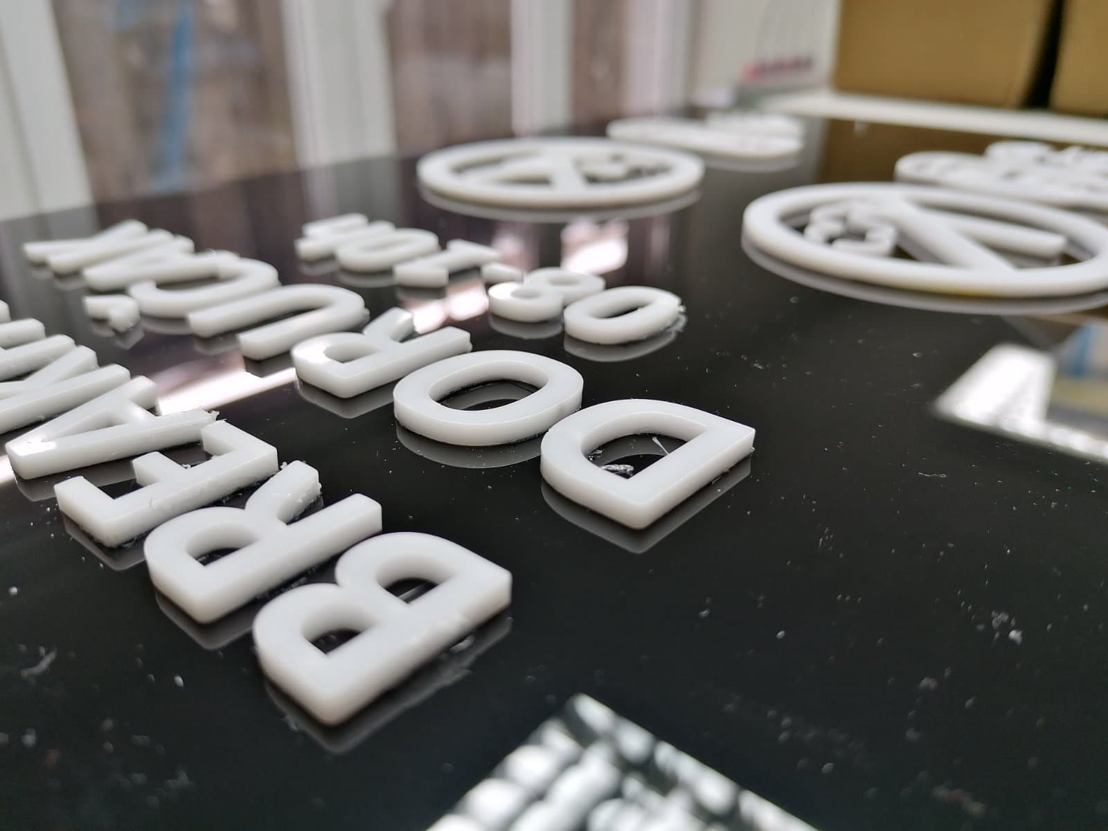 Plexiglass — Primjer 1